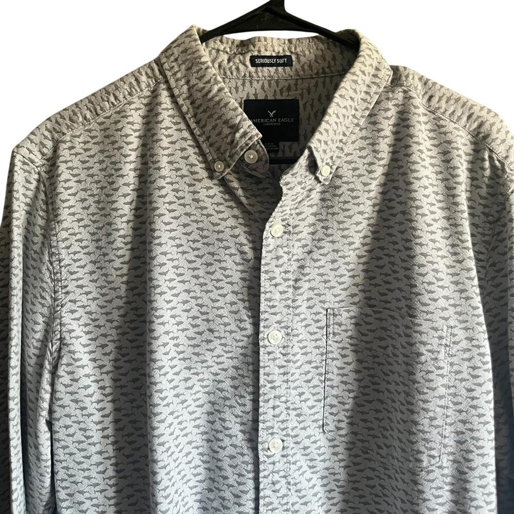 American Eagle Men’s Large Shirt – Seriously Soft Gray Shark Print Button-Up